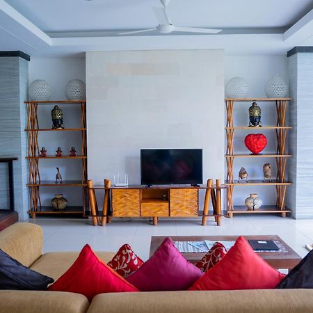 The Kumpi Villas Seminyak  Exterior photo