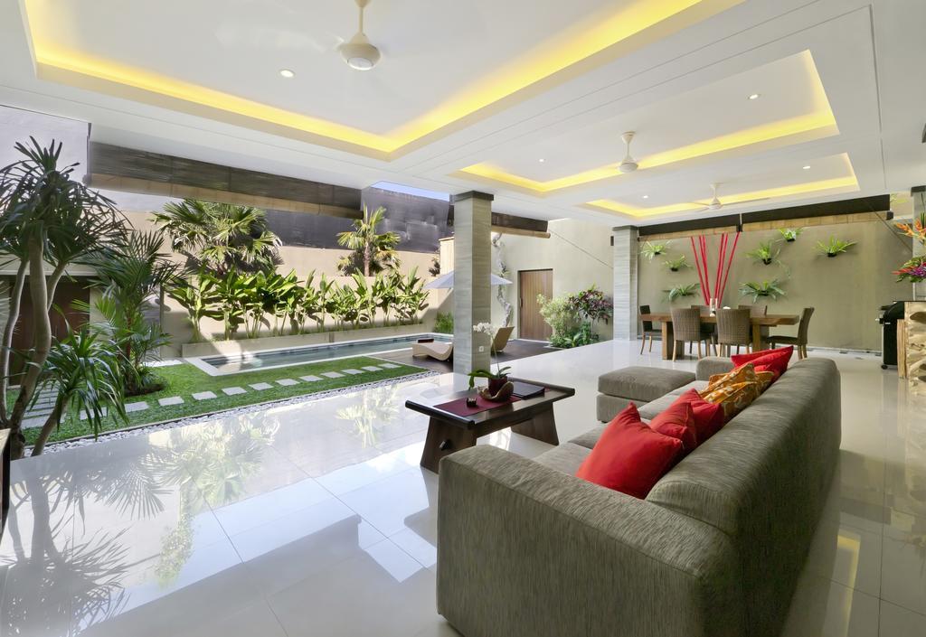The Kumpi Villas Seminyak  Exterior photo