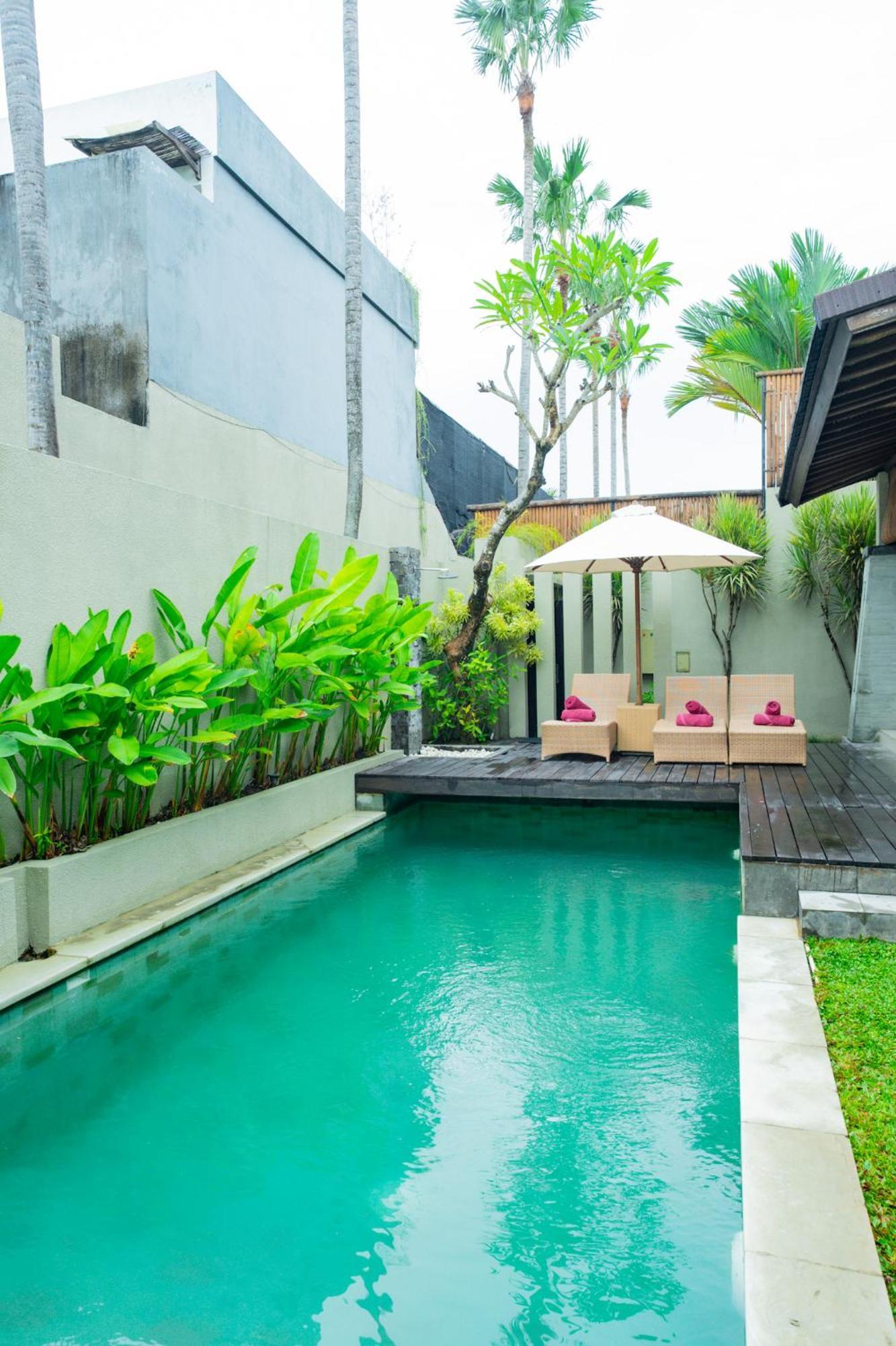 The Kumpi Villas Seminyak  Exterior photo