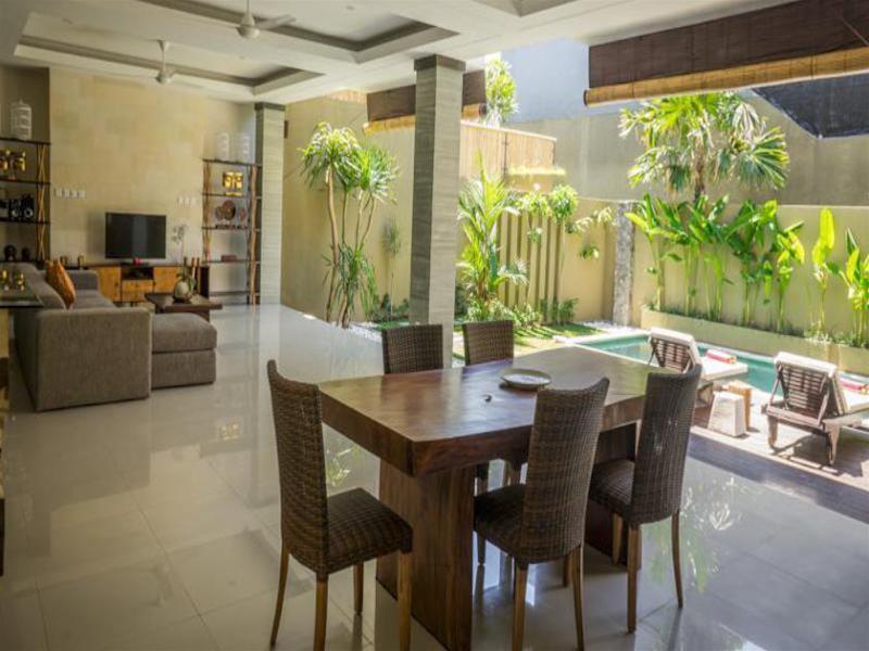 The Kumpi Villas Seminyak  Exterior photo