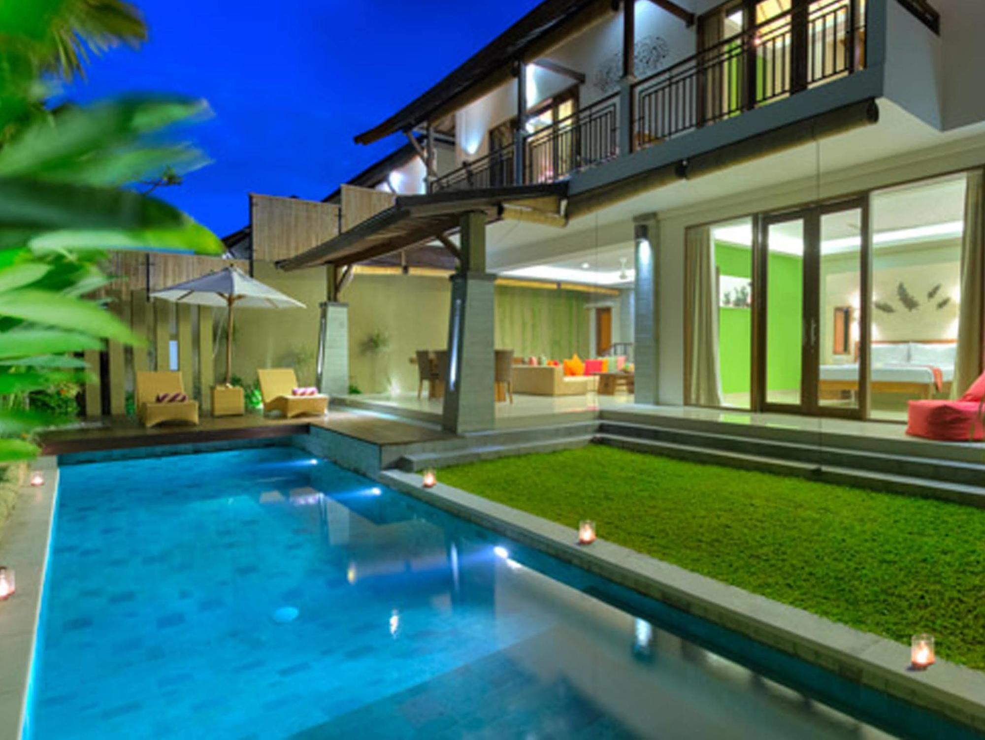 The Kumpi Villas Seminyak  Exterior photo