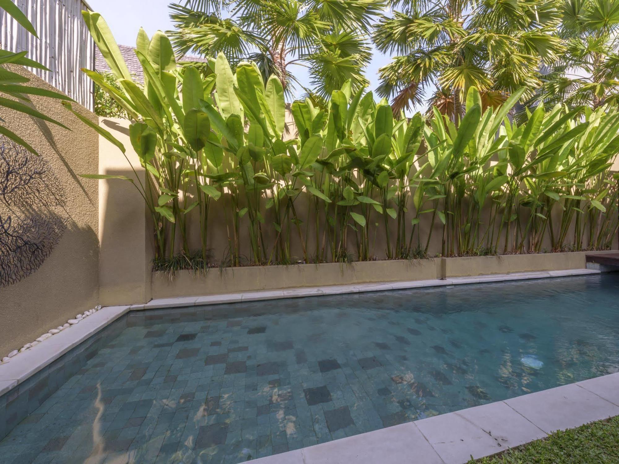 The Kumpi Villas Seminyak  Exterior photo