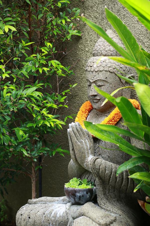 The Kumpi Villas Seminyak  Exterior photo
